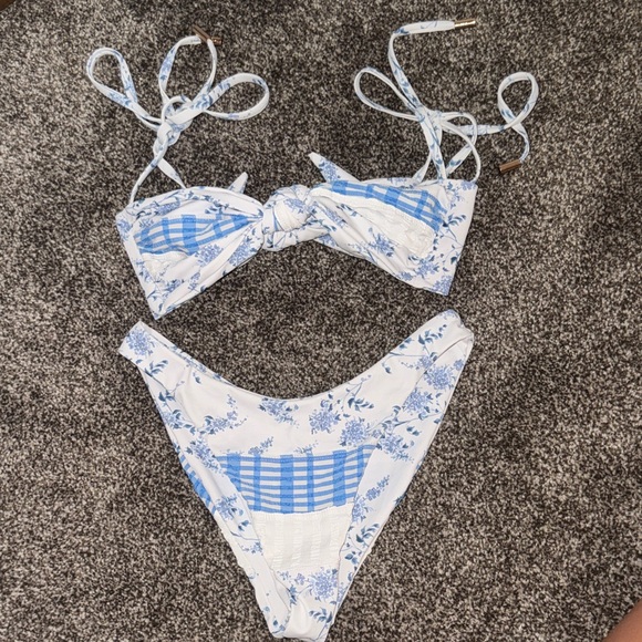 Elysiian Swim Elysiian Blue And White Floral Bikini Set Poshmark